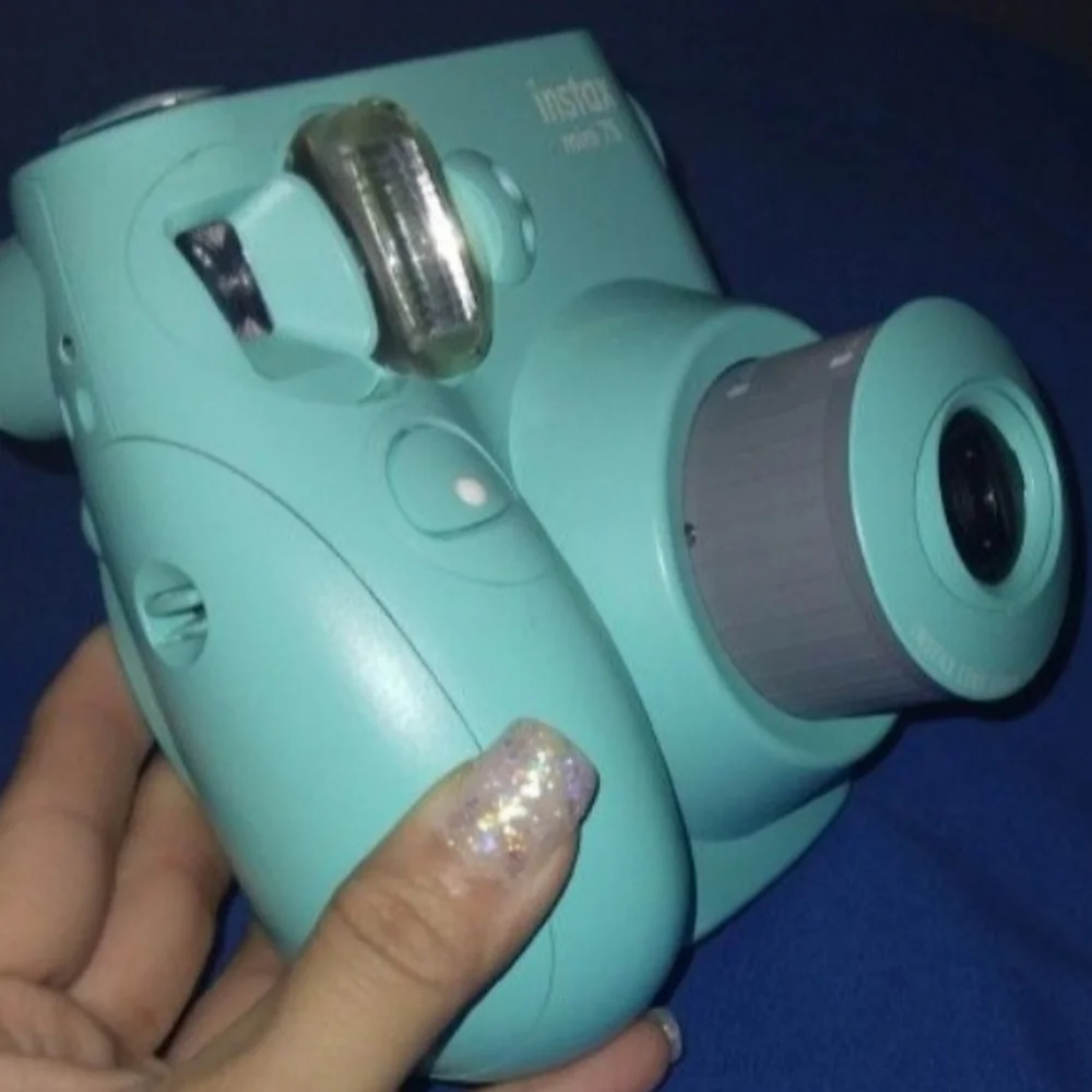 INSTAX MINI 7S CAMERA